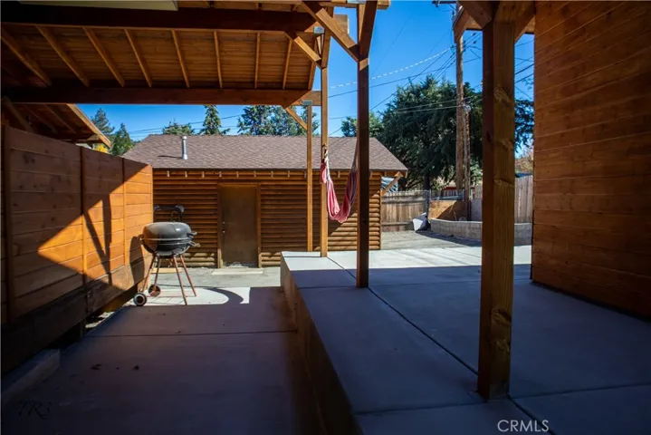 755 Mountain View Avenue, Wrightwood, California 92397