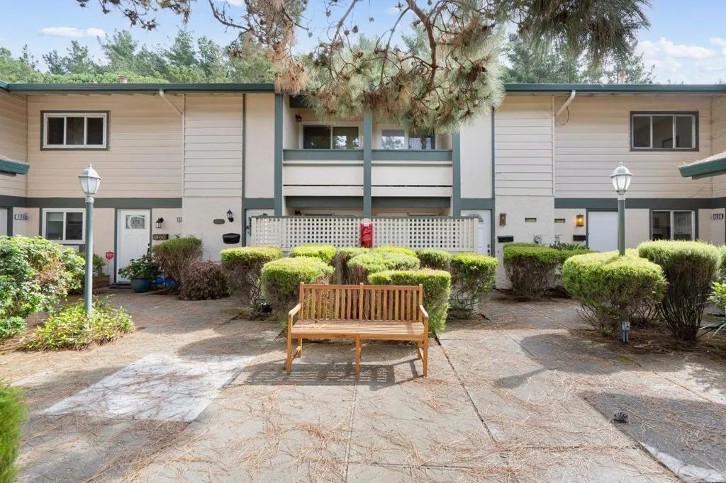 1294 Terra Nova Boulevard, Pacifica, California 94044 home-pic-18