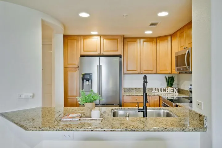 600 S Abel Street 322, Milpitas, California 95035