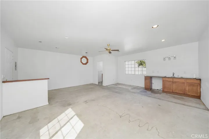 10360 Amboy Avenue, Pacoima, California 91331