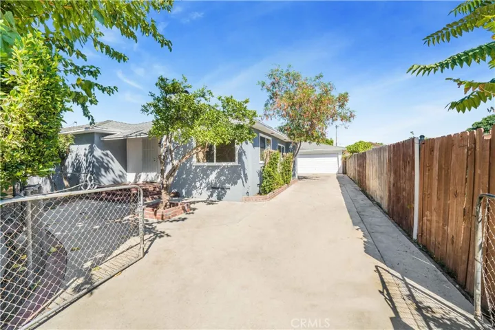 10360 Amboy Avenue, Pacoima, California 91331