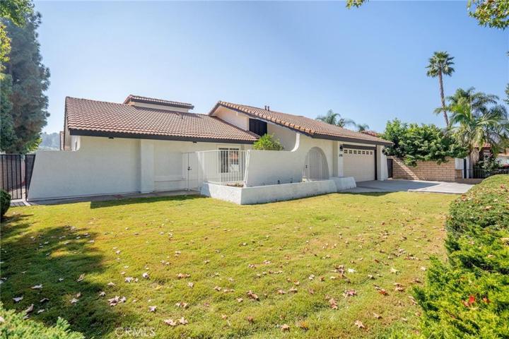 6190 E Baja Drive, Anaheim Hills, California 92807