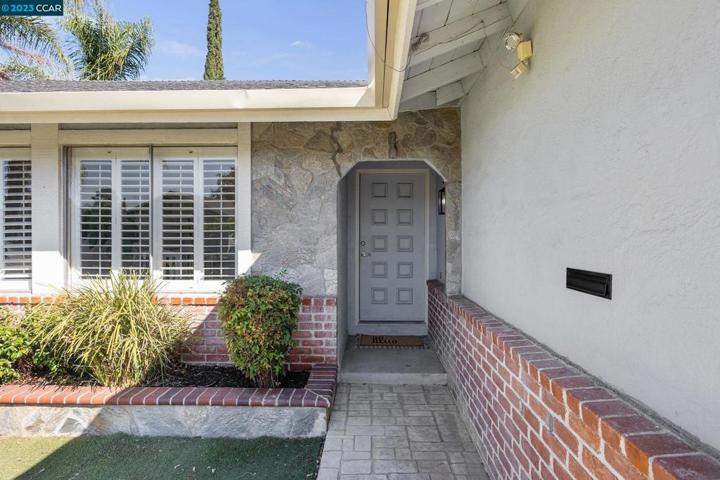 2824 Lyon Cir, Concord, California 94518