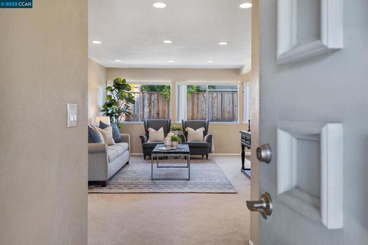 2824 Lyon Cir, Concord, California 94518