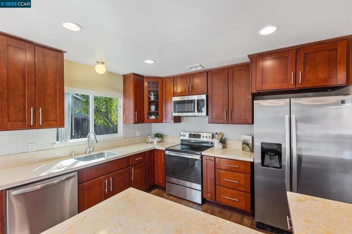 2824 Lyon Cir, Concord, California 94518