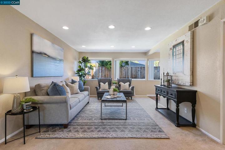 2824 Lyon Cir, Concord, California 94518
