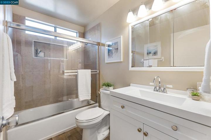 2824 Lyon Cir, Concord, California 94518
