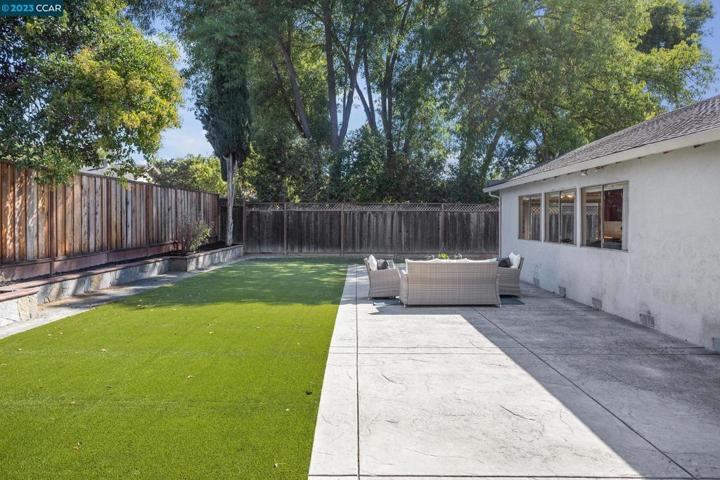 2824 Lyon Cir, Concord, California 94518