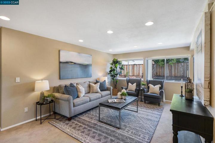 2824 Lyon Cir, Concord, California 94518