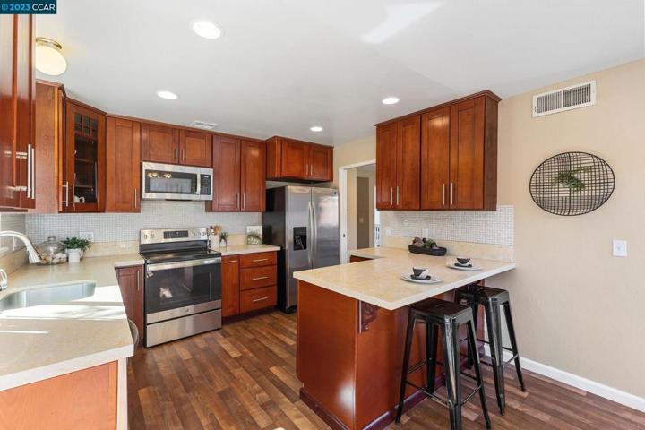 2824 Lyon Cir, Concord, California 94518