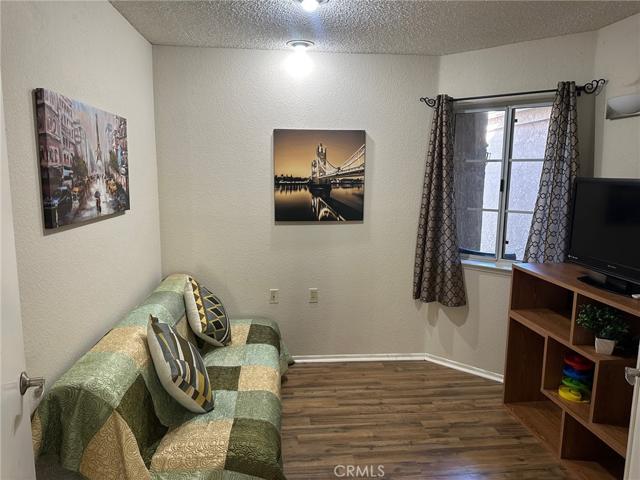 930 Countryside Street, Hemet, California 92545