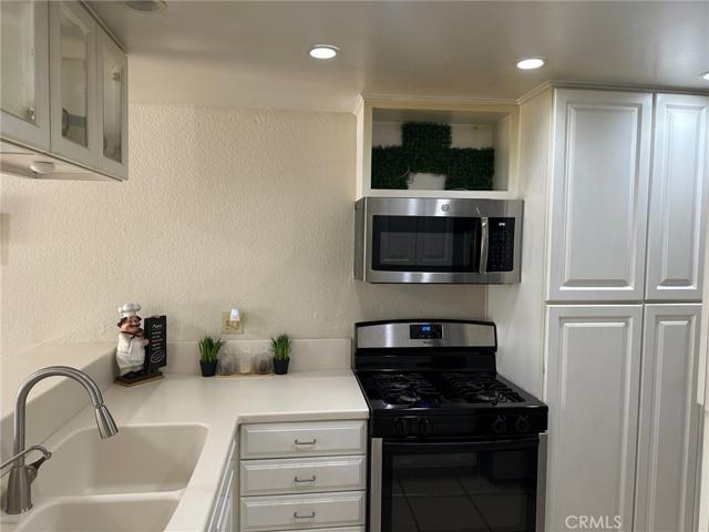 930 Countryside Street, Hemet, California 92545