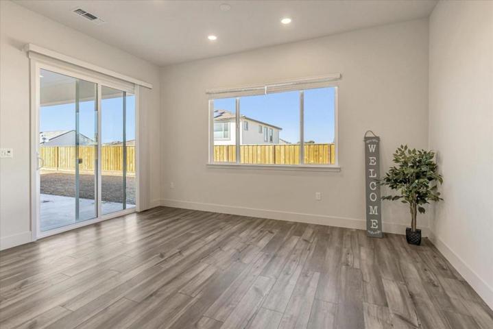243 Vienna Way, Hollister, California 95023