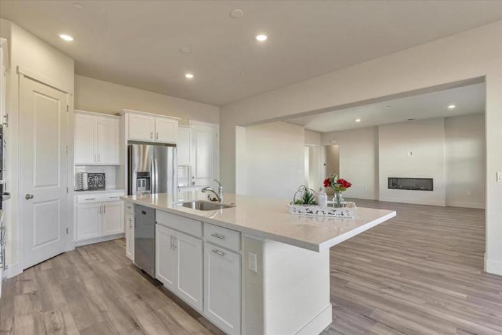 243 Vienna Way, Hollister, California 95023