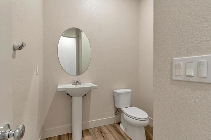 243 Vienna Way, Hollister, California 95023