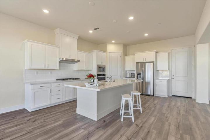 243 Vienna Way, Hollister, California 95023