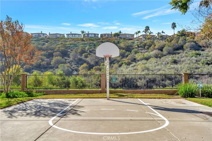 2525 San Gabriel Way Unit 203, Corona, California 92882