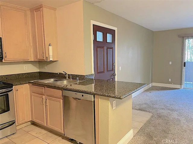 2525 San Gabriel Way Unit 203, Corona, California 92882