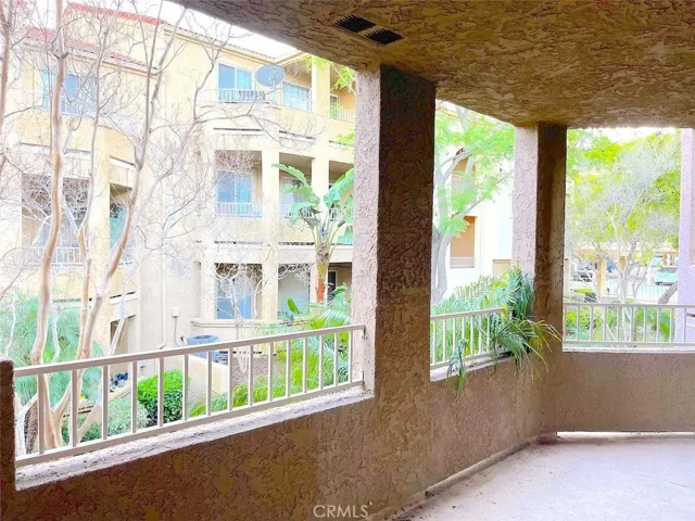 2525 San Gabriel Way Unit 203, Corona, California 92882
