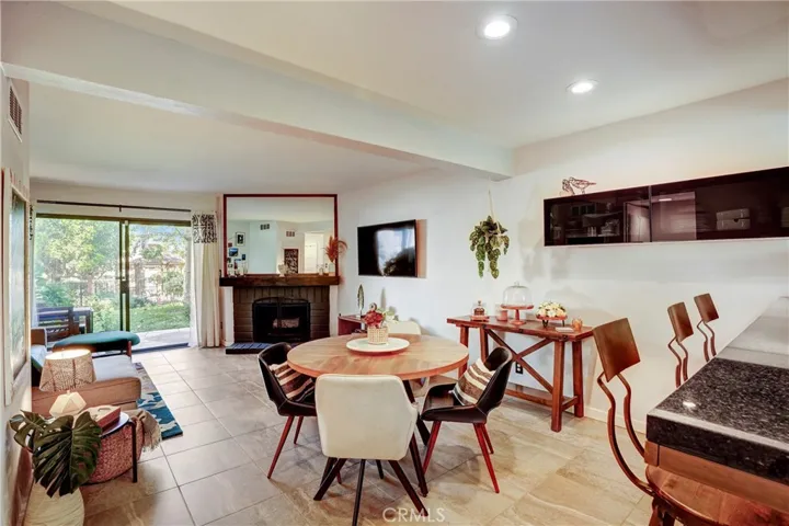 5720 Owensmouth Avenue Unit 163, Woodland Hills, California 91367