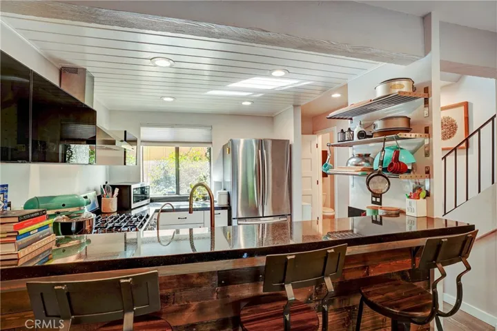 5720 Owensmouth Avenue Unit 163, Woodland Hills, California 91367