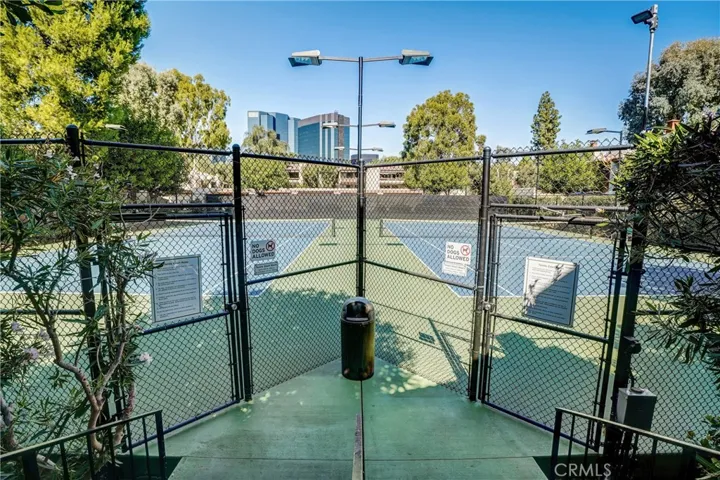 5720 Owensmouth Avenue Unit 163, Woodland Hills, California 91367