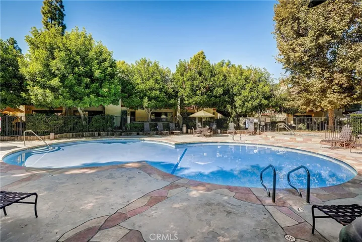 5720 Owensmouth Avenue Unit 163, Woodland Hills, California 91367