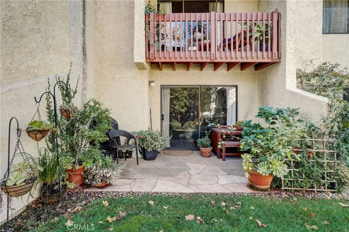 5720 Owensmouth Avenue Unit 163, Woodland Hills, California 91367
