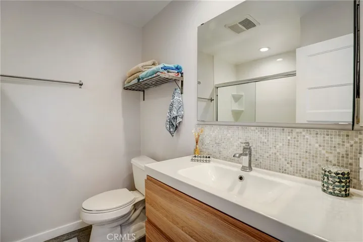 5720 Owensmouth Avenue Unit 163, Woodland Hills, California 91367
