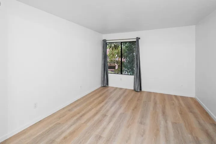 6877 Caminito Mundo Unit #32, San Diego, California 92119