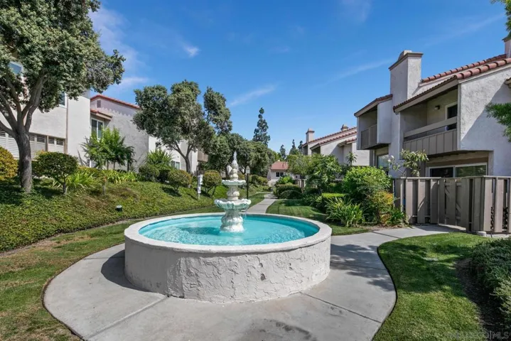 6877 Caminito Mundo Unit #32, San Diego, California 92119