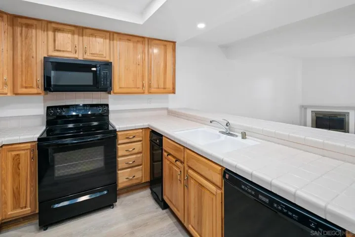 6877 Caminito Mundo Unit #32, San Diego, California 92119