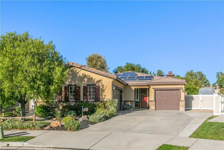 37756 Spruce Court, Murrieta, California 92562