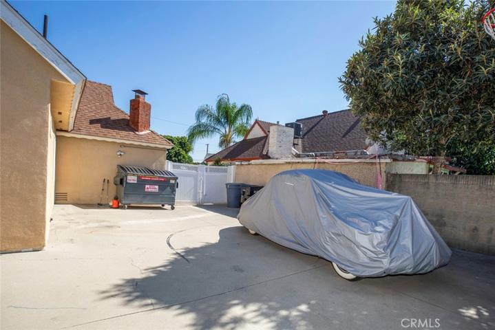 1181 N Fairvalley Avenue, Covina, California 91722