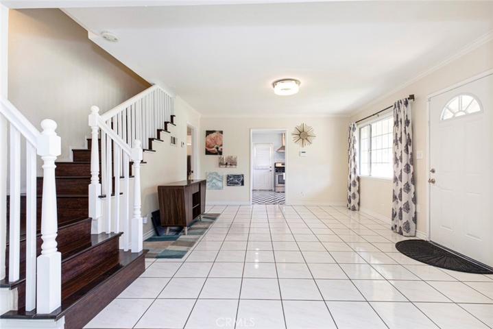 1181 N Fairvalley Avenue, Covina, California 91722