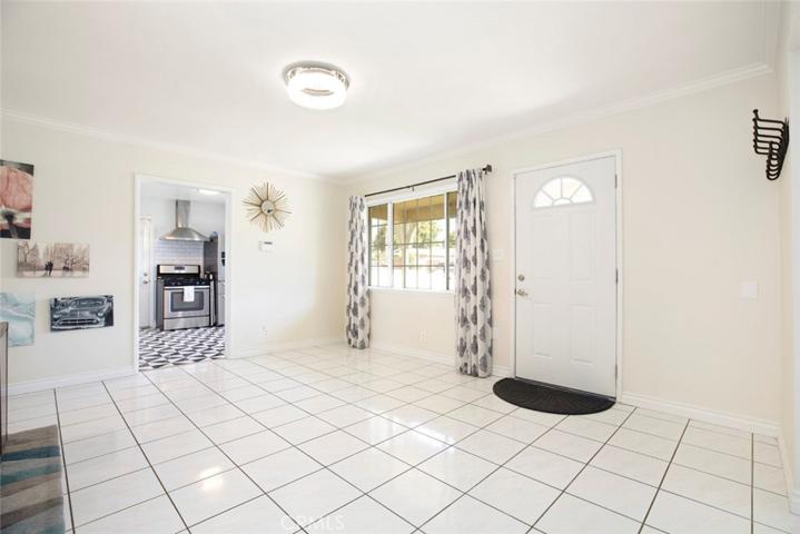 1181 N Fairvalley Avenue, Covina, California 91722