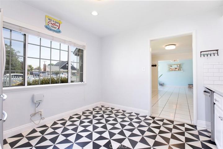 1181 N Fairvalley Avenue, Covina, California 91722