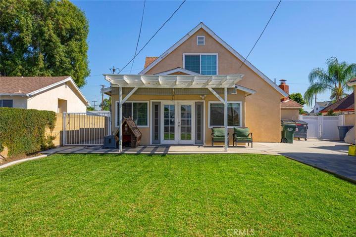 1181 N Fairvalley Avenue, Covina, California 91722