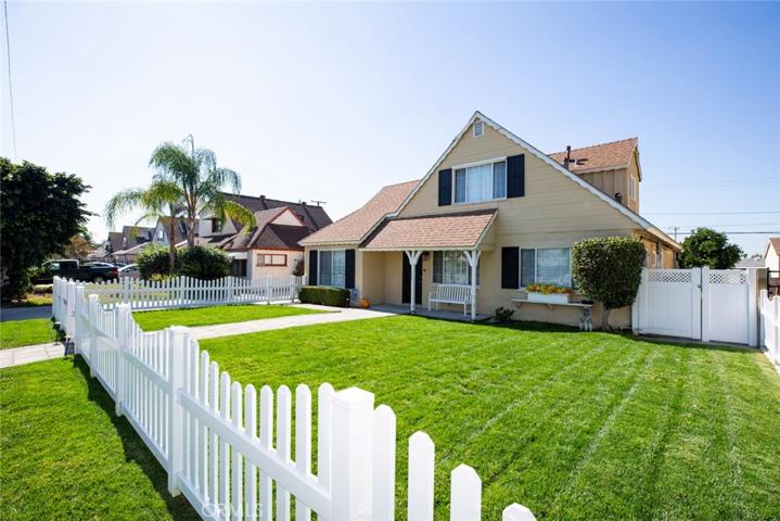 1181 N Fairvalley Avenue, Covina, California 91722