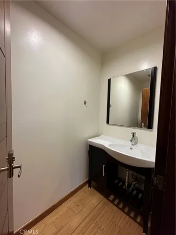 2424 Oswego Street Unit 4, Pasadena, California 91107