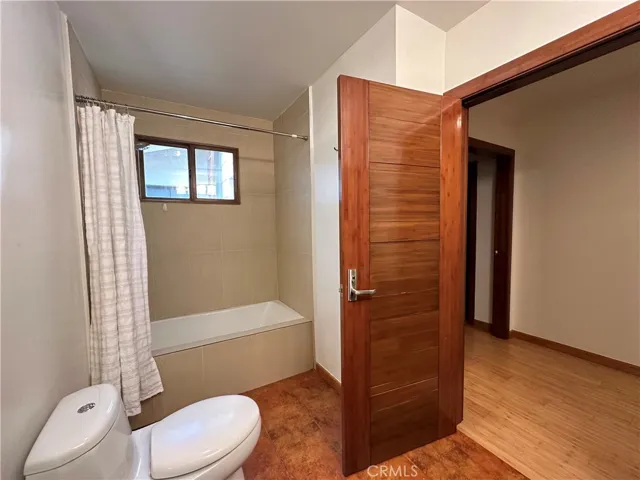 2424 Oswego Street Unit 4, Pasadena, California 91107