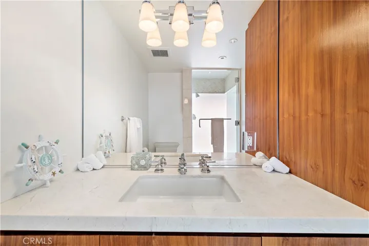102 Blue Lagoon, Laguna Beach, California 92651