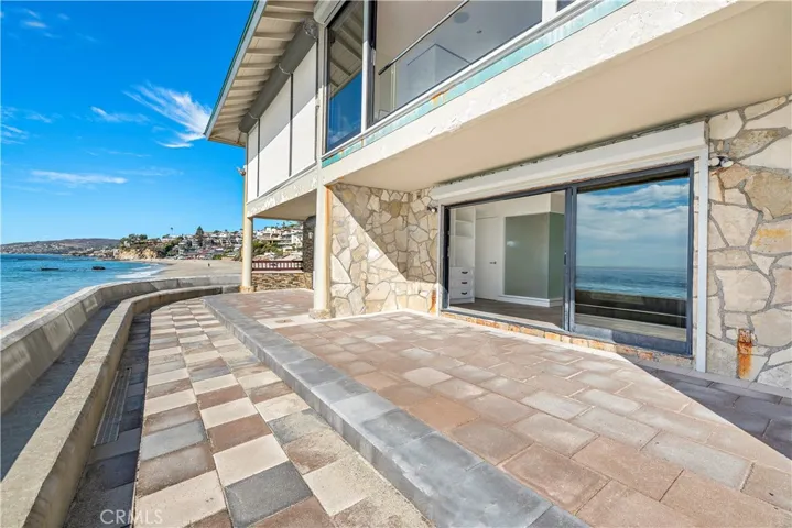 102 Blue Lagoon, Laguna Beach, California 92651