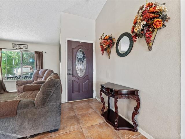 13039 Snowview Road, Victorville, California 92392