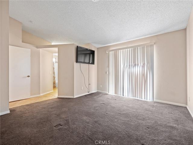 13039 Snowview Road, Victorville, California 92392