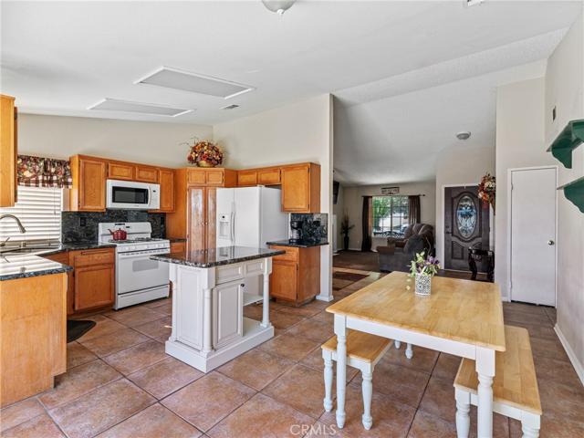 13039 Snowview Road, Victorville, California 92392