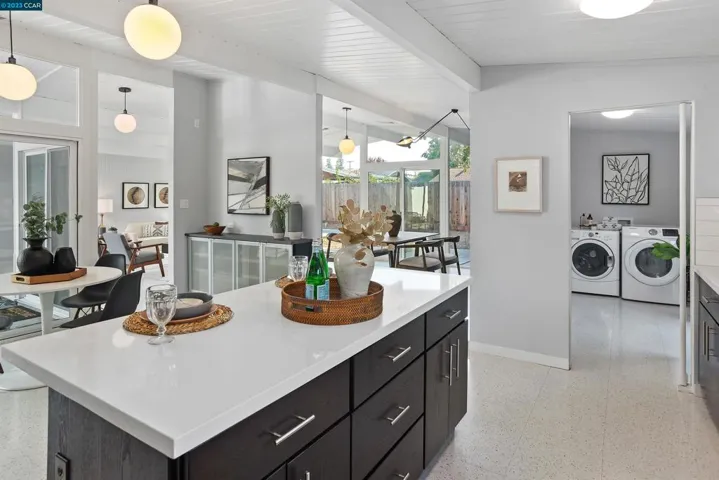 4136 Phoenix St., Concord, California 94521-1808