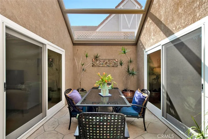 3492 Wimbledon Way, Costa Mesa, California 92626