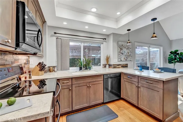 3492 Wimbledon Way, Costa Mesa, California 92626
