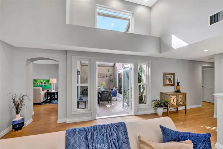 3492 Wimbledon Way, Costa Mesa, California 92626